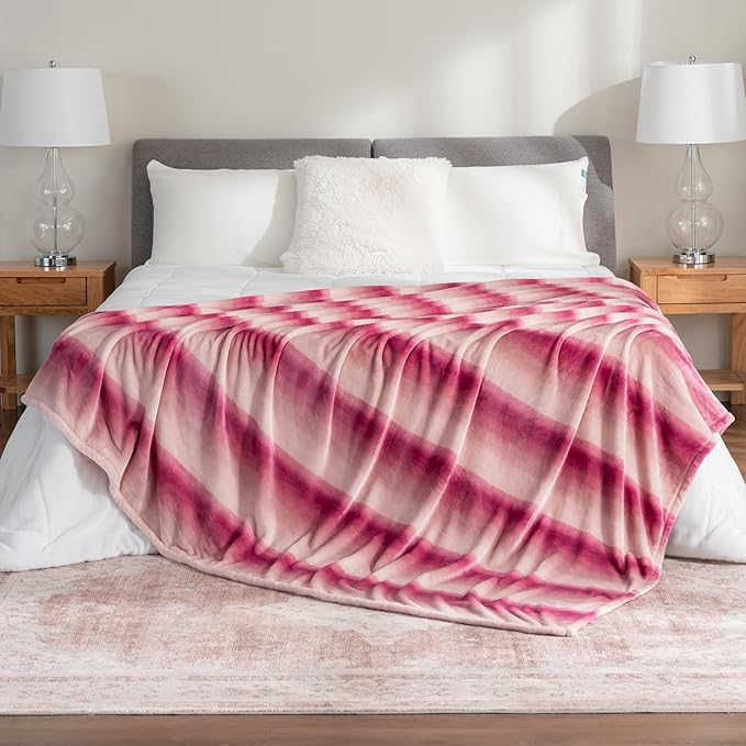 Berkshire Blanket-Classic Heavyweight Soft Printed VelvetLoft® Plush Warm Blanket, Twin Size Soft Fuzzy Blanket for Couch Sofa Bed, Purple Pitch, 60in x 90in