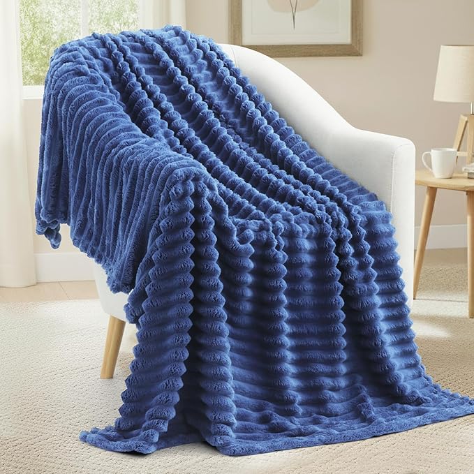 decorUhome Christmas Soft Fleece Navy Blue Blanket King Size for Bed, Cozy Fluffy Plush Flannel Large Striped Throws for Couch Sofa, Lightweight Decorative Fuzzy Blanket for Woman, 108x90 Inches