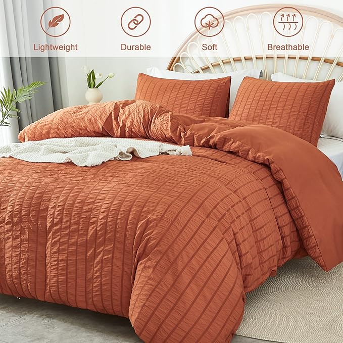 AveLom Terracotta Seersucker Duvet Cover Set King Size (104 x 90 inches), 3 Pieces (1 Duvet Cover + 2 Pillow Cases), Ultra Soft Washed Microfiber, Textured Duvet Cover with Zipper Closure, Corner Ties
