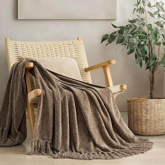 EVERGRACE Soft Chenille Throw Blanket for Couch, Cozy Plush Fuzzy Decorative Chenille Knit Throw Blanket with Tassels, Lightweight Blanket and Throws for Bed Sofa Gift Home Decor, Mocha Brown 50"x60"