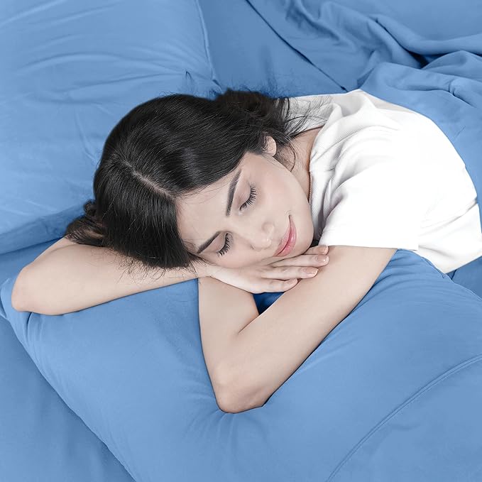 Utopia Bedding King Sheet Set – 4 Piece Bed Sheets for King Size Bed, Soft and Breathable Microfiber, Includes 1 Fitted Sheet, 1 Flat Sheet and 2 Pillowcases (Dutch Blue)