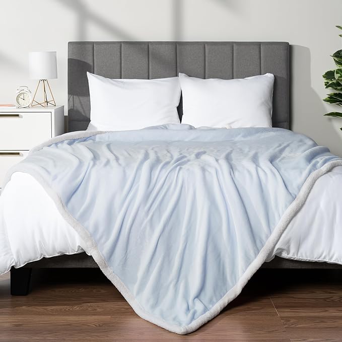 PAVILIA Sherpa Fleece Throw Blanket for Couch, Light Blue, Plush Soft Fuzzy Sofa Blanket, Cozy Reversible Winter Throw for Women Men, 50x60 Inches