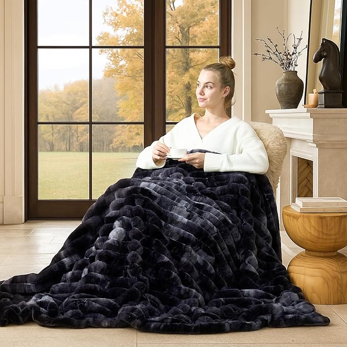 Cozy Bliss Faux Fur Throw Blanket for Couch, Cozy Warm Plush Striped Blanket for Sofa Bedroom Living Room, 50 * 60 Inches Tie-dye Black