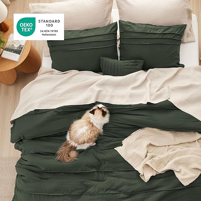 Bedsure Twin Comforter Set - 3 Pieces Pinch Pleat Bed Set, Olive Green Boho Bedding for All Season, 1 Soft Comforter, 1 Pillowcase, 1 Decorative Pillow
