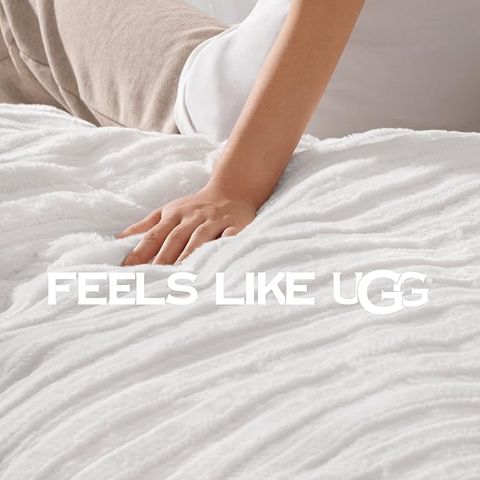 UGG Full/Queen Comforter Set with 2 Pillow Shams Plush Faux Fur Bedding Soft Warm Down Alternative Comforter Washable Hypoallergenic Fluffy Blanket Set for Bedroom, Full/Queen, White Snow (Kenzie)