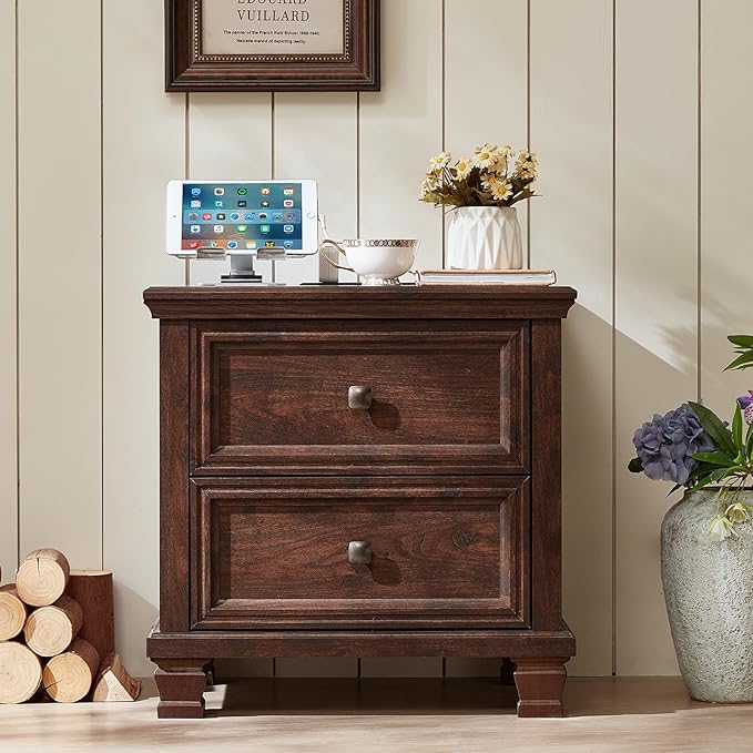 Farmhouse Nightstand Set of 2, Rustic Low Nightstands with 2 Drawers & Charging Station, Vintage Night Stands with 4 Square Solid Wood Legs, Small Dresser for Bedroom, Home, Walnut