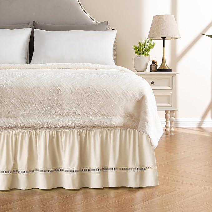 MIYE Wrap Around Ruffled Lace Bed Skirt, Elastic Dust Ruffle with Adjustable Belts, Easy to Put On, Bed Frame Cover, Machine Washable (Ruffled Lace/Light Beige, King/Queen-12.5" Drop)