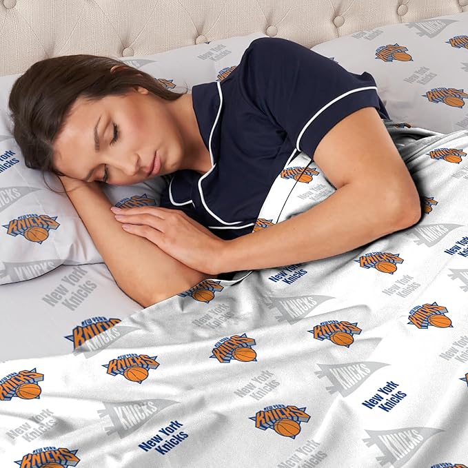 Northwest Officially Licensed New York Knicks NBA Queen Size Sheet Set – Soft Team Logo Bedding for Dorms, Bedrooms, Fan Caves & Game Day Style