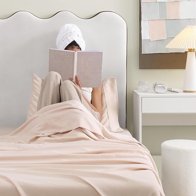 UGG Twin XL Sheet Set 3-Piece Luxury Cooling Sheets Deep Pockets Premium Bedding with 1 Sham Machine Washable, for Dorm Essentials & College Bedding, Twin XL, Shell Light Pink (Hedi)