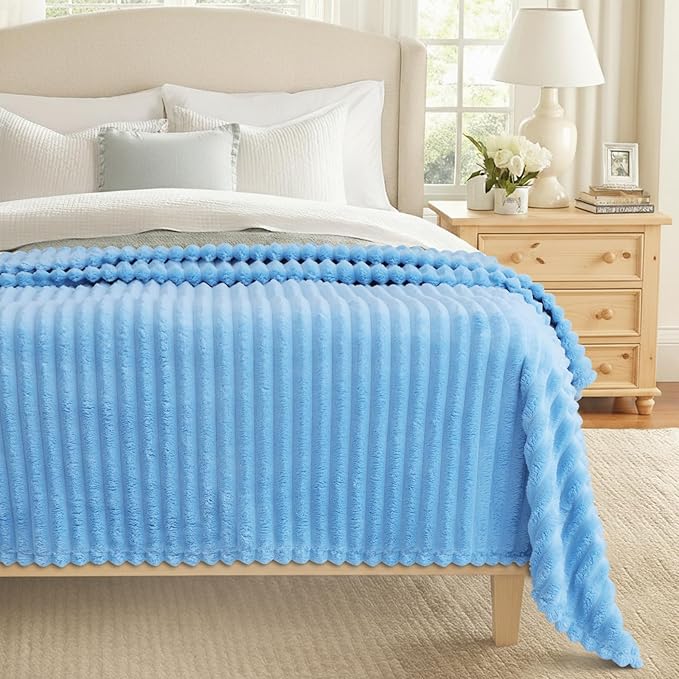 decorUhome Christmas Soft Fleece Blue Throw Blanket for Couch, Cozy Fluffy Plush Flannel Striped Blanket for Sofa Bed, Lightweight Decorative Ribbed Fuzzy Blanket for Woman, 50x60 Inches