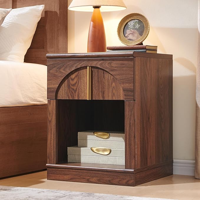 ACCOHOHO Modern Night Stand with Arched Panel,18" Wooden nightstand with Charging Station,Bedside Table with Drawer Storage,Side End Table with Open Shelf for Bedroom,Living Room,Brown