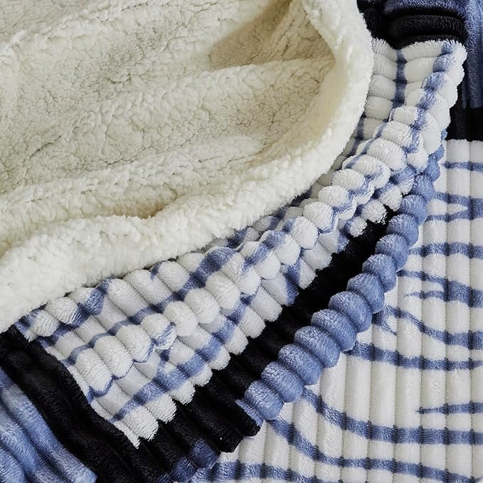 Blanket for Women, Sherpa Throw Blanket for Couch, Flannel Cozy Soft Checkered Blanket for Bed - Fleece, Black-White, 80x90 Inches