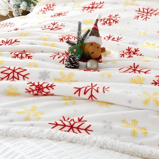 Touchat Christmas Throw Blanket, Fuzzy Fluffy Soft Cozy Blanket, Fleece Flannel Plush Microfiber Blanket for Couch Bed Sofa (50" X 60",White Snowflake)