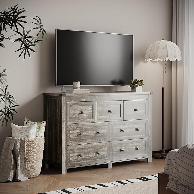 Dresser for Bedroom with 7 Drawers, Farmhouse Wood Chest of Drawers, Wide TV Stand Closet Storage Furniture with Metal Handle, Modern Wooden Clothes Organizer for Hallway, Living Room, Entryway, Grey
