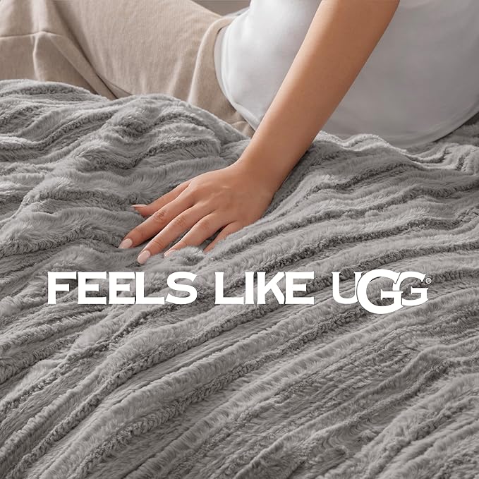 UGG Full/Queen Comforter Set with 2 Pillow Shams Plush Faux Fur Bedding Soft Warm Down Alternative Comforter Washable Hypoallergenic Fluffy Blanket Set for Bedroom, Full/Queen, Seal Grey (Kenzie)