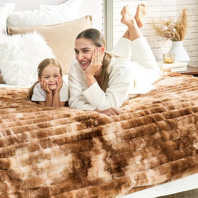 Cozy Bliss Faux Fur Throw Blanket for Couch, Cozy Warm Plush Striped Blanket for Sofa Bedroom Living Room, 108 * 90 Inches Tie-dye Brown