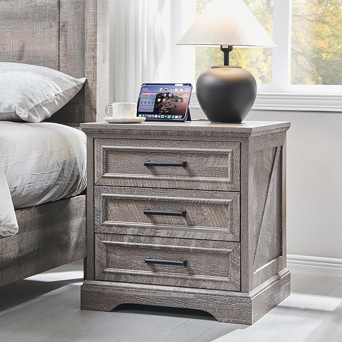 ACCOHOHO Farmhouse Nightstand with Charging Station, 22 Inch Wide End Table with 3 Large Drawers & Bar Handles, Rustic Wood Small Dresser Chest of Drawers for Bedroom, Living Room, Closet, Grey