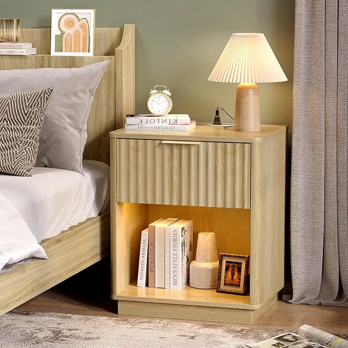 VINGLI Nightstand with Charging Station, LED Nightstand Fluted with Rounded Edge, 19" W Mid Century Modern Night Stand for Bedroom, Fluted Bed Side Table, Oak, 18.9" W*15" D*22.4" H