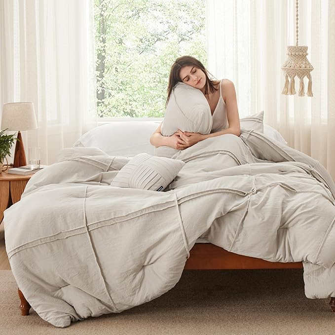 Bedsure Beige Queen Comforter Set - 4 Pieces Grid Pleated Bed Set, Down Alternative Bedding Sets for All Season, 1 Comforter, 2 Pillowcases, 1 Decorative Pillow