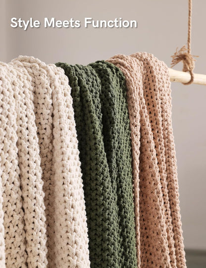YnM Chunky Cotton Knit Throw Blanket, Cable Knit Throws for Bed Couch Sofa, Comfy & Relaxing, Decorative Piece for Farmhouse Modern Boho Rustic Scandinavian Chic Vibe, Pine Green 50x60 Inches