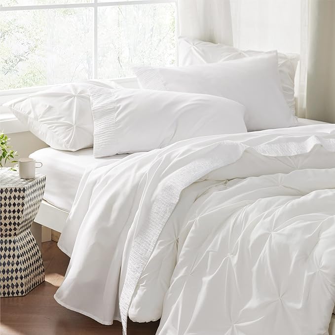 Bedsure Queen Sheet Set - 4 Pieces Soft Queen Size Sheets - Breathable & Cooling - Hotel Luxury - Easy Care Polyester Microfiber Bedding for Women, Men, Bright White