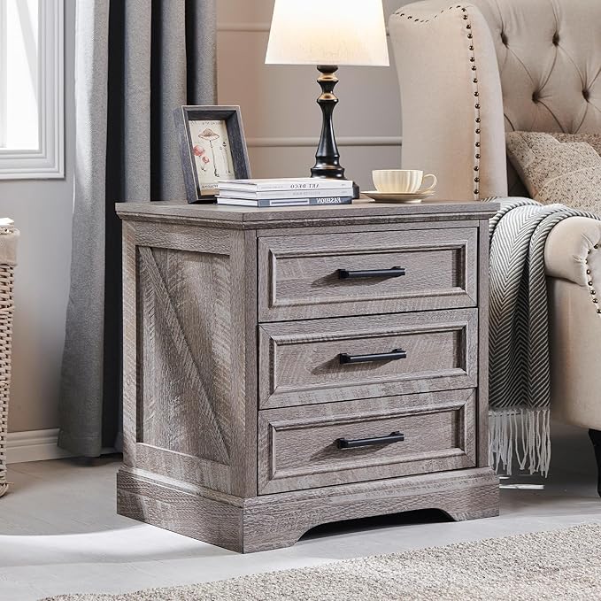 ACCOHOHO Farmhouse Nightstand with Charging Station, 22 Inch Wide End Table with 3 Large Drawers & Bar Handles, Rustic Wood Small Dresser Chest of Drawers for Bedroom, Living Room, Closet, Grey
