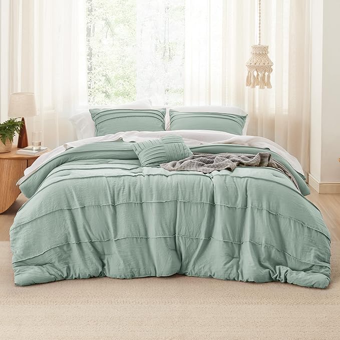 Bedsure Queen Comforter Set - 4 Pieces Pinch Pleat Bed Set, Sage Green Boho Bedding for All Season, 1 Soft Comforter, 2 Pillowcases, 1 Decorative Pillow