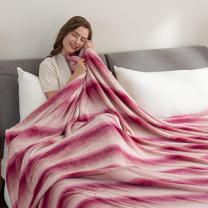 Berkshire Blanket-Classic Heavyweight Soft Printed VelvetLoft® Plush Warm Blanket, Twin Size Soft Fuzzy Blanket for Couch Sofa Bed, Purple Pitch, 60in x 90in