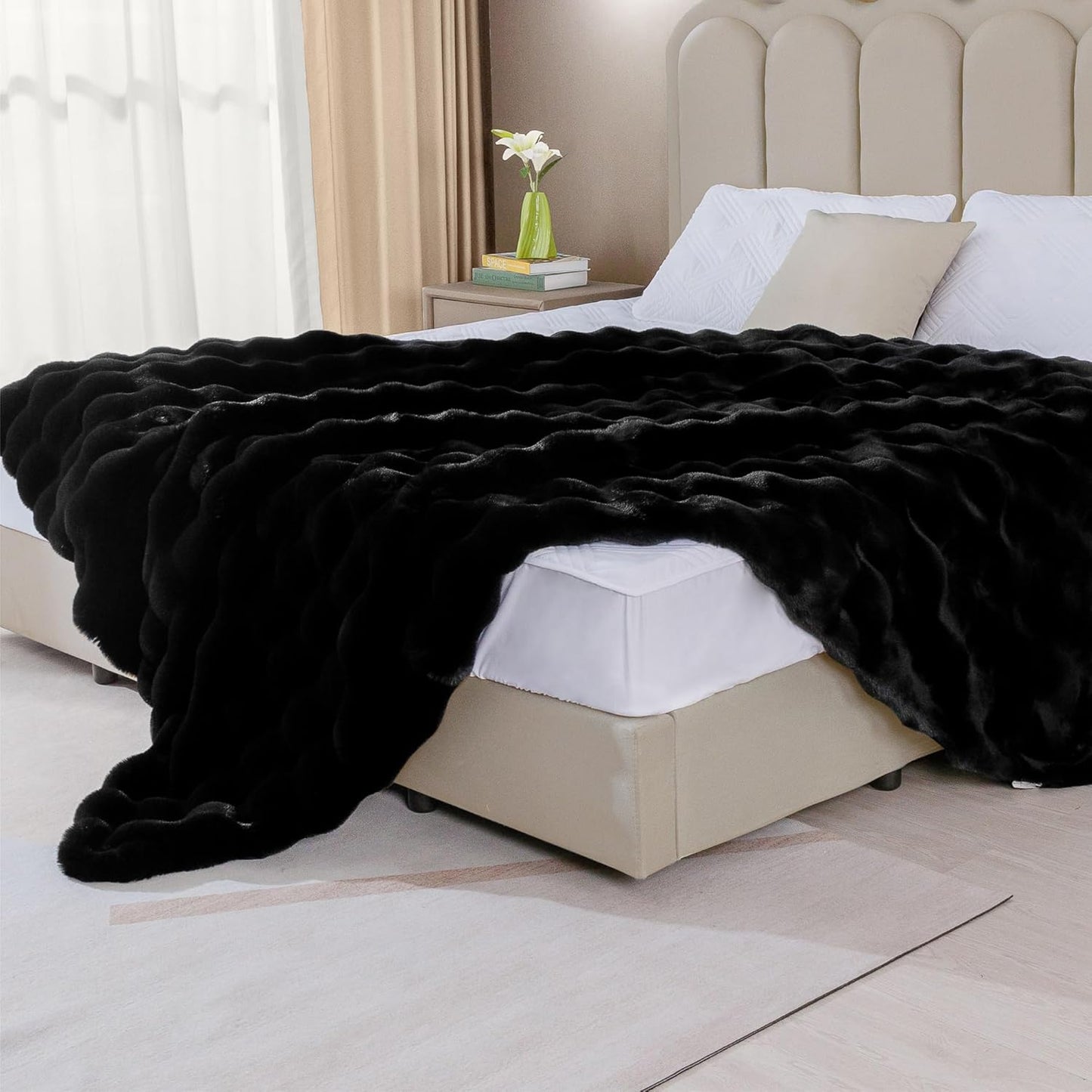 Black Fluffy Thick Fur Throw Blanket 50x60 for Bed Couch Office Chair Bunny Soft Blanket for Adults Gift Home Living Room Decorative Decor 860 GSM