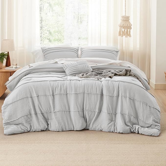 Bedsure California King Comforter Set - 4 Pieces Pinch Pleat Bed Set, Light Grey Boho Bedding for All Season, 1 Soft Comforter, 2 Pillowcases, 1 Decorative Pillow