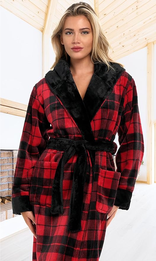 Alexander Del Rossa Womens Robe, Long Plush Bathrobe with Hood, Hooded Robes for Women Plus Size Bath Robe