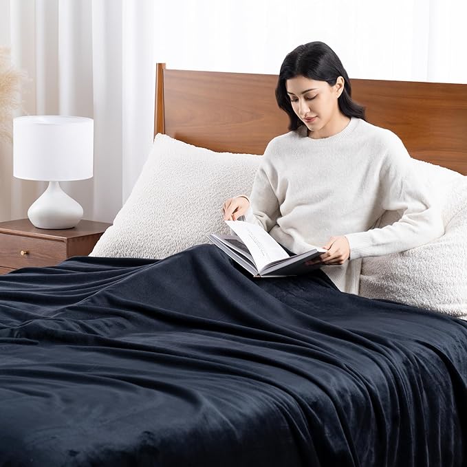 Luxury Fleece Warm Blanket, Soft Lightweight Velvety Plush Blanket for Sofa and Bed, Cozy Comfy for All Seasons(Black, 108×90 Inches)
