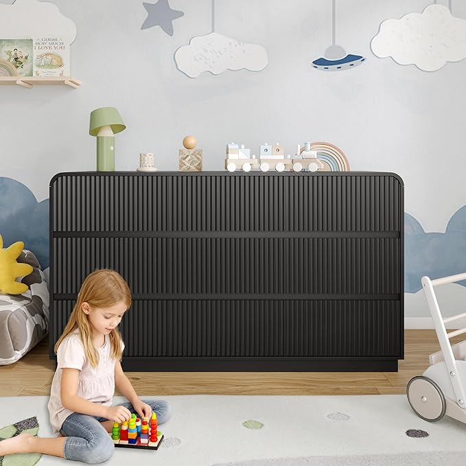 Dresser for Bedroom with 9 Drawers, Fluted Chest of Drawers with Round Curved Corner, Hidden Handles, Modern Wood Storage Organizer for Bedroom, Nursery, Living Room