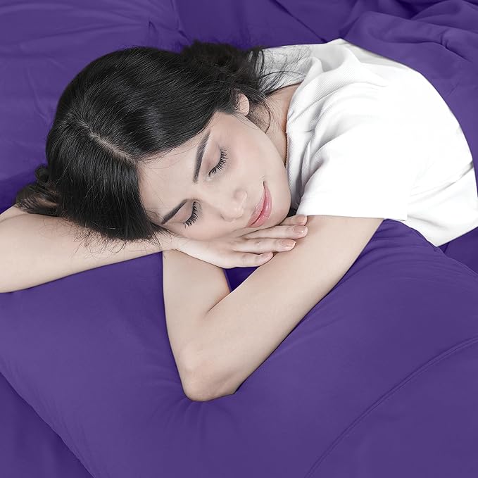 Utopia Bedding Twin Sheet Set – 3 Piece Bed Sheets for Twin Size Bed, Soft and Breathable Microfiber, Includes 1 Fitted Sheet, 1 Flat Sheet and 1 Pillowcase (Egg Plant)