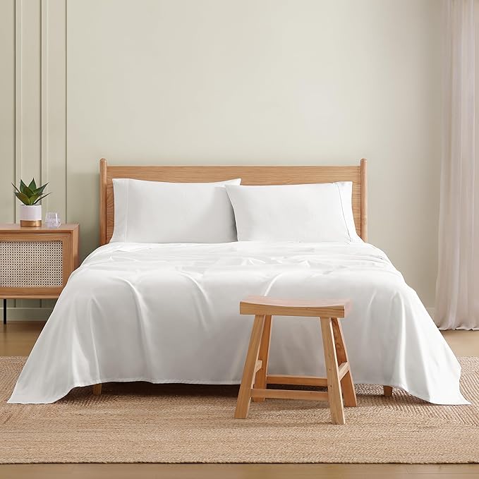 UGG Queen Sheet Set 4-Piece Luxury Cooling Sheets Deep Pockets Premium Bedding with 2 Pillow Shams Hypoallergenic Machine Washable Soft Lightweight Bed Set for Bedroom, Queen, White (Hedi)