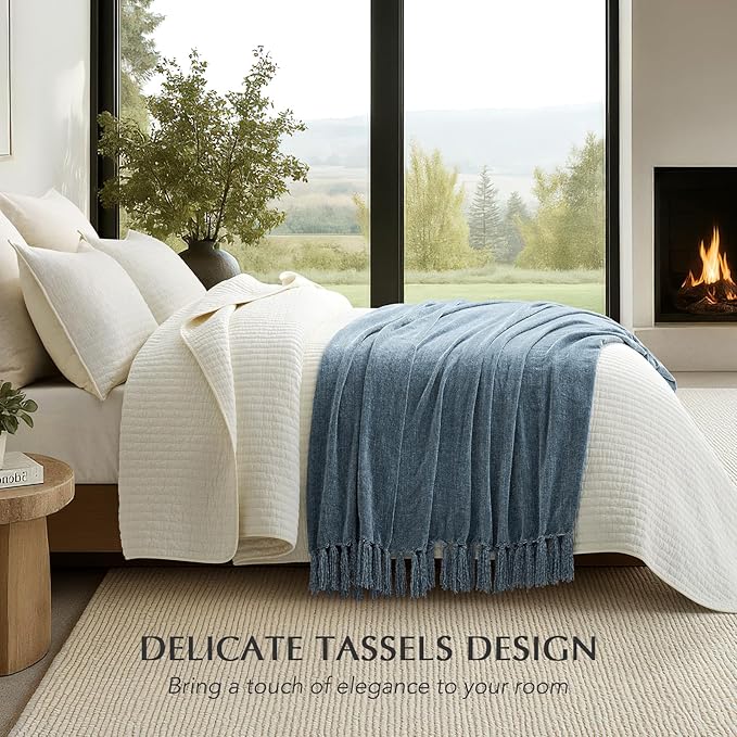 EVERGRACE Soft Chenille Throw Blanket for Couch, Cozy Plush Fuzzy Decorative Chenille Knit Throw Blanket with Tassels, Lightweight Blanket and Throws for Bed Sofa Gift Home Decor, Cloud Blue 60"x80"