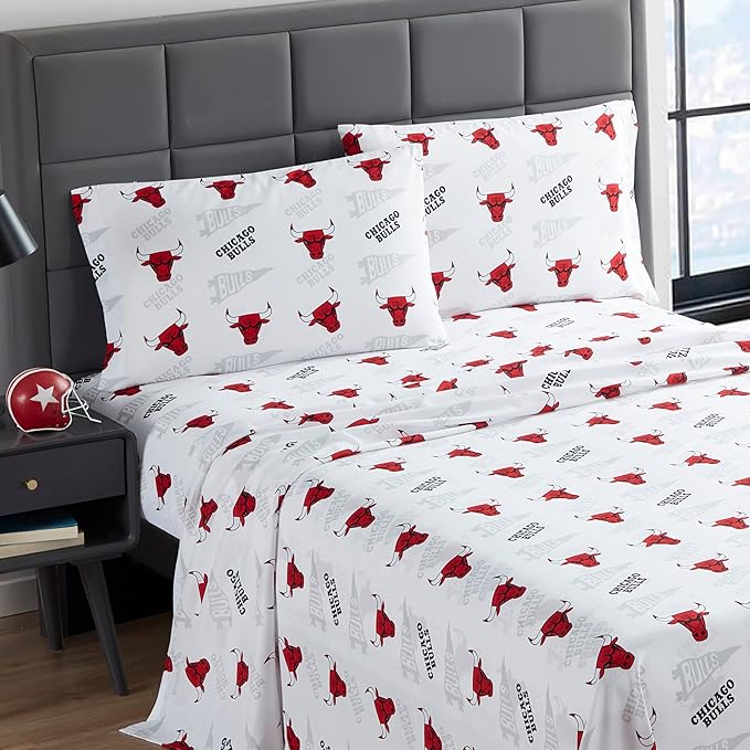 NORTHWEST Officially Licensed Chicago Bulls NBA Full Size Sheet Set – Soft Team Logo Bedding for Dorms, Bedrooms, Fan Caves & Game Day Style