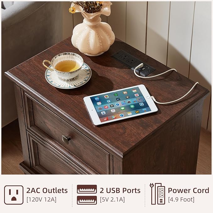Farmhouse Nightstand with Charging Station, Rustic Low Night Stand with 2 Drawers, Mid-Century Modern End Table with 4 Square Solid Wood Legs, Small Dresser for Bedroom, Home, Walnut