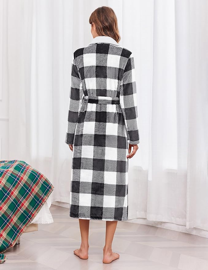 Ekouaer Women's Robe Long Plush Soft Bathrobe Jacquard Color Block Robes Shawl Collar Sleepwear with Pockets S-XXL