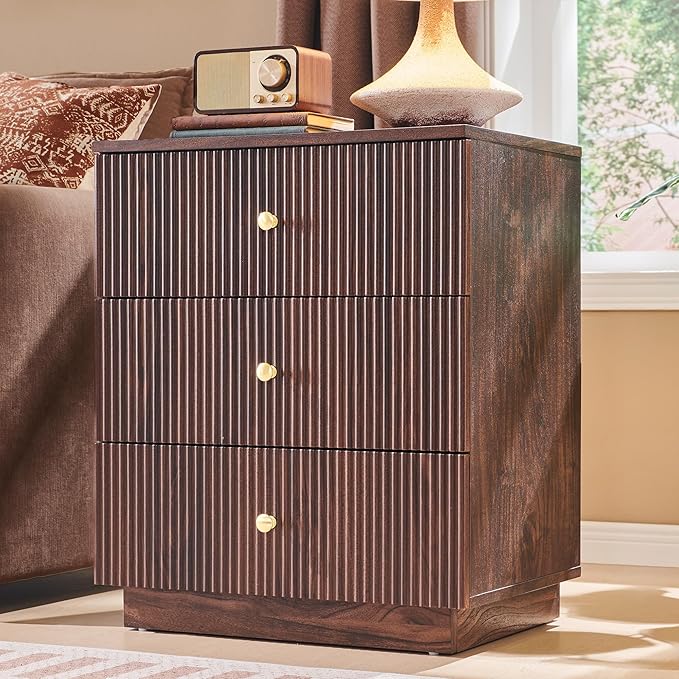 Fluted Night Stand with Charging Station, 21.65" Nightstand with 3 Drawer, 3 Drawer Dresser for Bedroom, Morden End Table Chests of Drawers Bedside Table for Bedroom, Living Room,Brown