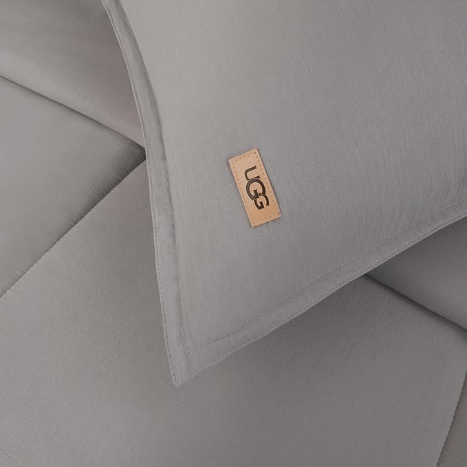 UGG Twin/XL Twin Comforter Set with 1 Pillow Sham, Lightweight Down Alternative Blanket, All Season, Washable & Hypoallergenic Bedding Set for College Apartment Dorm Essentials, Light Grey (Leonora)