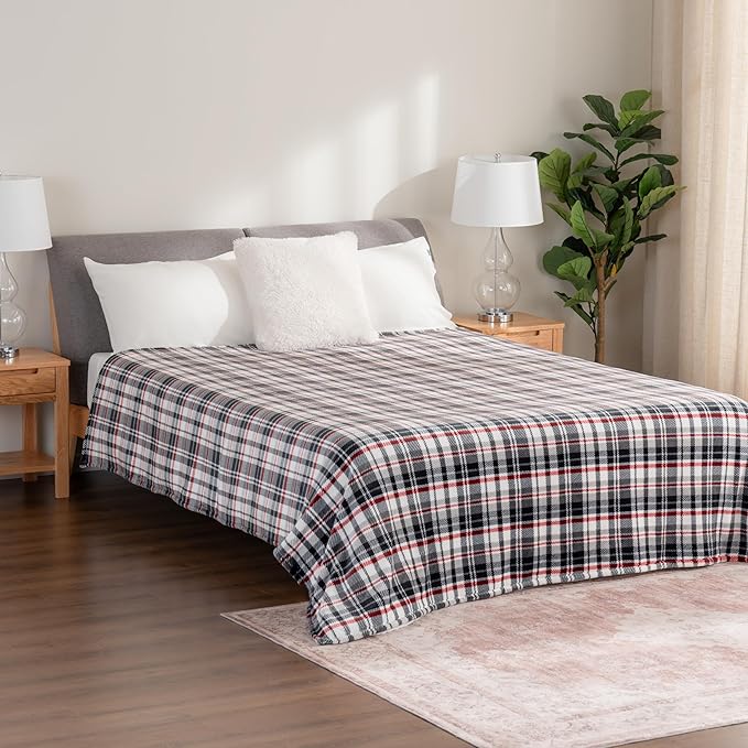 Berkshire Blanket-Classic Heavyweight Warm Soft Printed VelvetLoft® Plush Blanket, King Size Soft Fuzzy Blanket for Couch Sofa Bed, Plaid Black Red, 90in x 108in