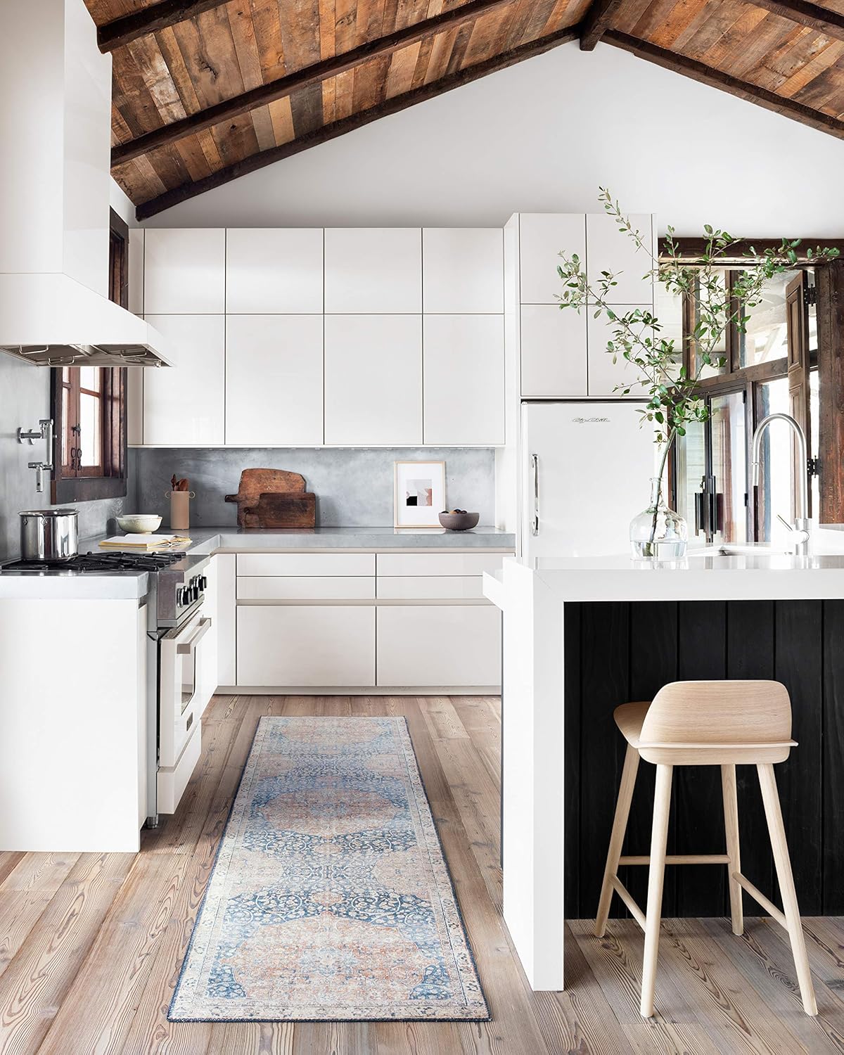 Loloi Layla Collection LAY-07 Blue/Tangerine 2'-6" x 7'-6" .13" Thick Runner Rug, Soft, Durable, Vintage Inspired, Distressed, Low Pile, Non-Shedding, Easy Clean, Printed, Living Room Rug