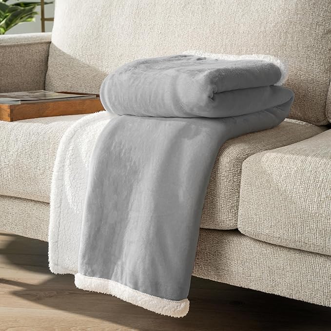 Pavilia Sherpa Fleece Blanket for Bed, King Size, Light Grey, Plush Soft Fuzzy, Cozy Reversible Winter Blanket for Women & Men, 90x108 Inches