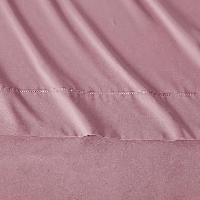 Amazon Basics Lightweight Microfiber 4-Piece Bed Sheet Set, Rose, Solid, Queen