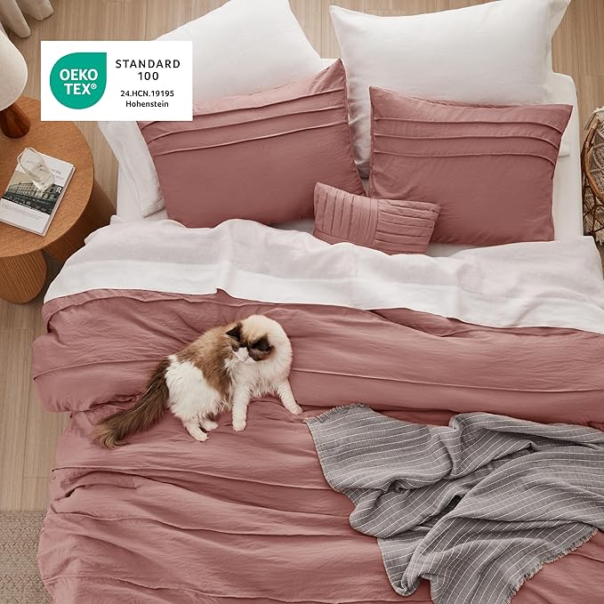 Bedsure Queen Comforter Set - 4 Pieces Pinch Pleat Bed Set, Dusty Pink Boho Bedding for All Season, 1 Soft Comforter, 2 Pillowcases, 1 Decorative Pillow
