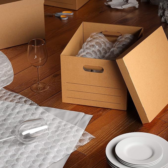 Amazon Basics Moving Boxes with Handles and Lids, 15x10x12 in, Brown, 20 Pack