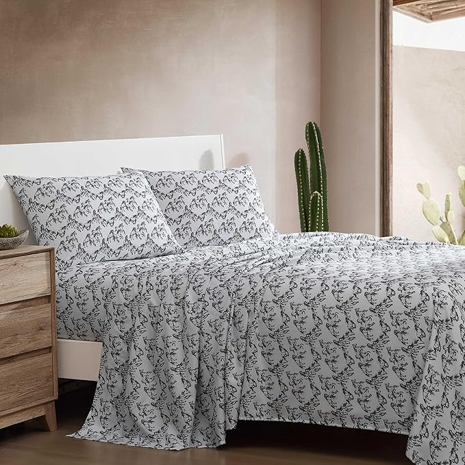 Wrangler - Queen Bed Sheets, Ultra-Soft & Lightweight Bedding with Matching Pillowcases, Lightweight Bed Set for All Season Comfort, Oeko-Tex Certified (Mustangs Black)