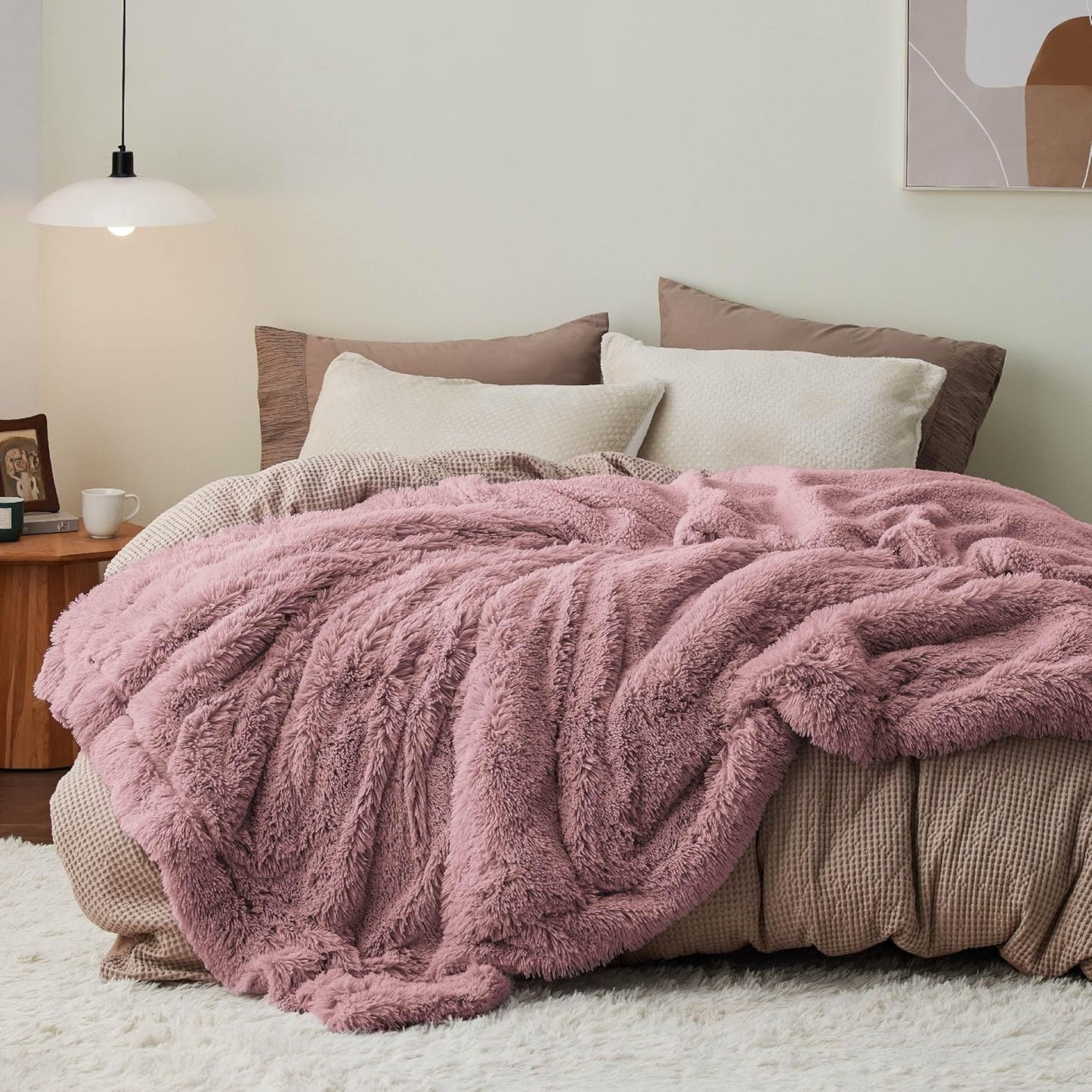 Bedsure GentleSoft Fluffy Dusty Pink Throw Blanket Gifts for Women, Girls, Soft Fleece Cozy Fuzzy Sherpa Plush Warm Minky Thick Faux Fur Throws for Couch, Dark Pink Decor Blanket Gifts for Her, 50x60