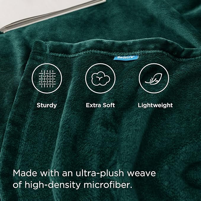 Bedsure GentleSoft Fleece Blankets Queen Size Emerald Green - Bed Blanket Soft Lightweight Plush Fuzzy Cozy Luxury Microfiber, 90x90 inches